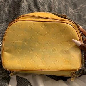 Auth Louis Vuitton Vernis Back Pack